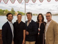 Кронпринцесса Дании вышла в свет в украинской вышиванке