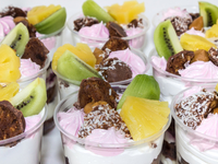 Парфе с киви и ананасами