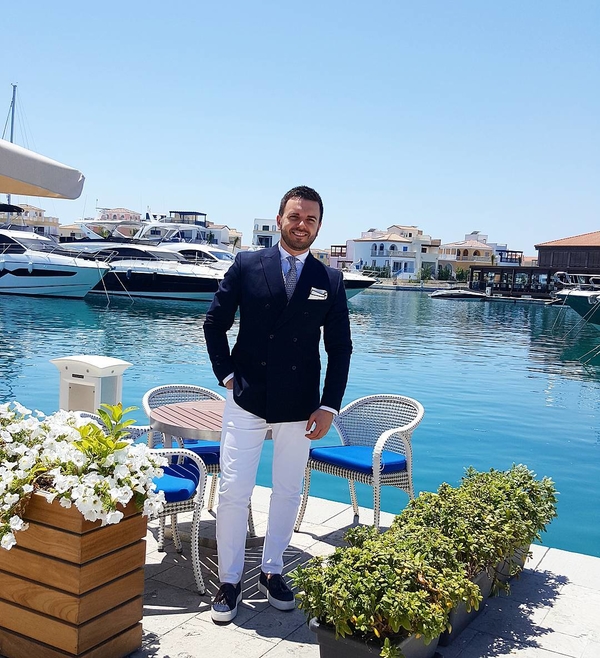 Григорий Решетник показал первое фото с новорожденным сыном