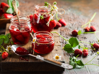 Клубничное варенье с целыми ягодами