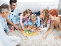 Чему учат детей настольные игры: ТОП-7 полезных факторов