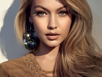 Пижамный образ: Джиджи Хадид на Манхеттене