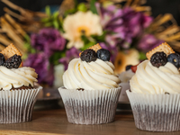 Как приготовить капкейки с черникой по рецепту Марты Стюарт