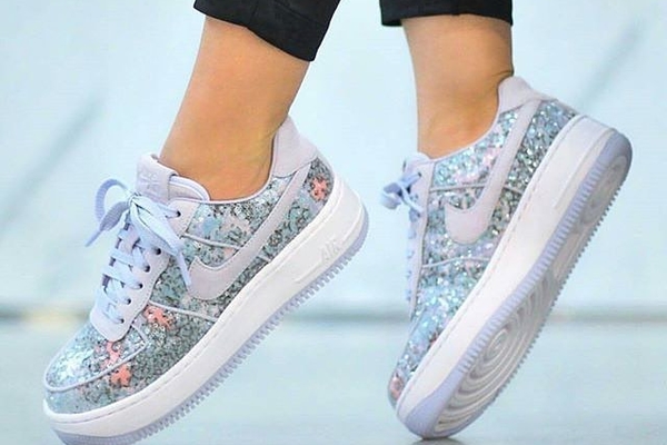 Nike shop glass slipper