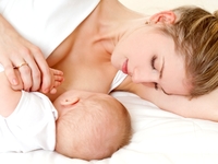 Врачи объяснили, в чем опасность длительного грудного вскармливания