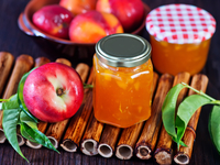 Что приготовить из нектаринов: ТОП-5 рецептов