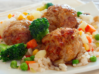 Фрикадельки с брокколи