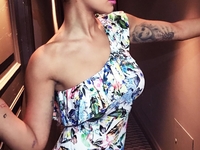 Tezenis презентовал лимитированную пляжную коллекцию