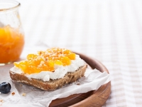 Персиковый джем с корицей