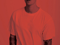 Джастин Бибер и Кайя Гербер снялись в рекламной кампании белых футболок