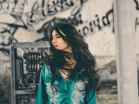 Помолодеть за 10 минут: хитрости макияжа