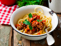 Как приготовить спагетти болоньезе: три вкусные идеи