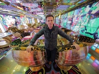Дмитрий Комаров рассекретил страну, которой посвятит новый сезон Світ навиворіт