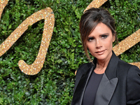 Виктория Бекхэм подает в суд на создателя скандальной рекламы