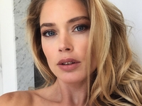 Даутцен Крус удивила поклонников откровенным снимком