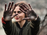 Уход за руками: защита от влияния бытовой химии