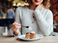 7 продуктов, которые плохо влияют на твою кожу