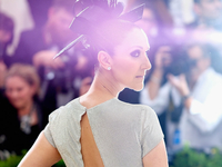 Селин Дион выпустила первую собственную коллекцию аксессуаров