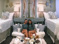 В США студентки изменили комнату в общежитии до неузнаваемости