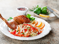 Запеченные утиные ножки с апельсинами