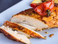 Пастрома из куриного филе в духовке