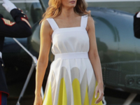 Меланья Трамп в Нью-Джерси очаровала публику необычным платьем