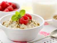 По Дюкану: низкокалорийная овсяная каша с семенами чиа