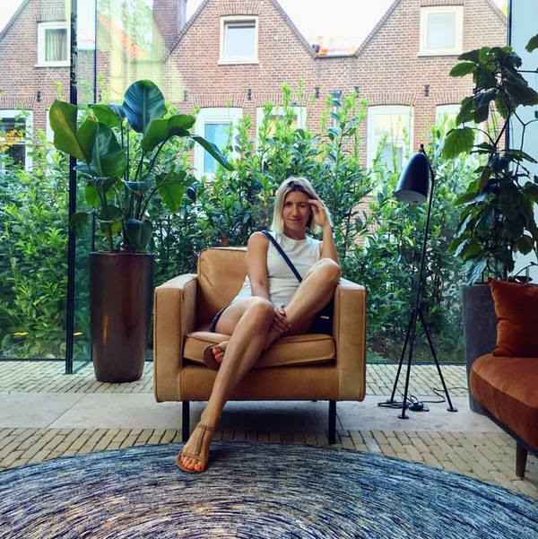 Отдых звезд: Анита Луценко