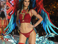 Кендалл Дженнер отказалась от участия в новом шоу Victoria's Secret