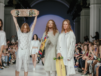 Красота уличных видов спорта: ROUSSIN by Sofia Rousinovich представил новую коллекцию