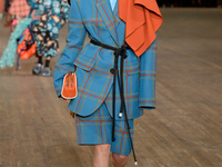 Разнообразие красок: Marc Jacobs презентовал новую коллекцию