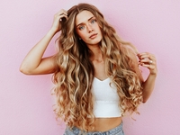 Уход за волосами: секреты использования сухого кондиционера