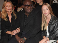 Редкий случай: Кейт Мосс вместе с дочерью посетила модный показ