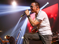Группа Linkin Park выпустила клип в память о Честере Беннигтоне
