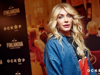 Монро и Вика из НЕАНГЕЛОВ посетили премьеру фильма Квадрат