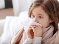 Неотложная помощь при кашле без остановки: советы доктора Комаровского