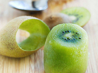 Как почистить фрукты быстро и красиво