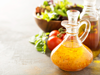 Диетические заправки для салатов: ТОП-3 рецепта