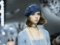 Dior рекомендует: ТОП-3 самых стильных головных убора