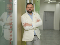 Доктор Валихновский презентовал собственную клинику и рассказал, почему так важен сон
