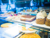 Жизнь без обмана: почему в кондитерских изделиях можно найти нефтепродукты