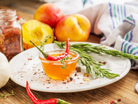 Персиковый соус к мясу