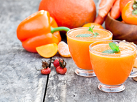 Осенний детокс: готовим пряный смузи из хурмы