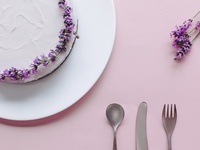 Десерт на скорую руку: торт без выпечки «Лакомка»