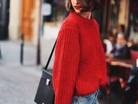 С чем носить красный в 2018 году: 7 модных образов на каждый день