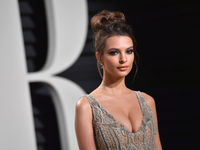 Эмили Ратажковски беременна