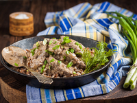 Как приготовить бефстроганов из печени: пошаговый рецепт