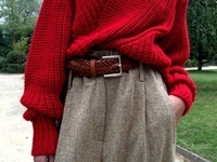 С чем носить объемный свитер: 10 лучших образов