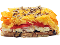 Праздничный слоеный салат с говядиной и орехами