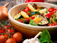 Как вкусно запечь овощи в духовке: пошаговый рецепт